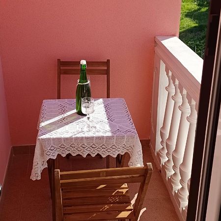 Apartmani Peko Pag Town Eksteriør bilde