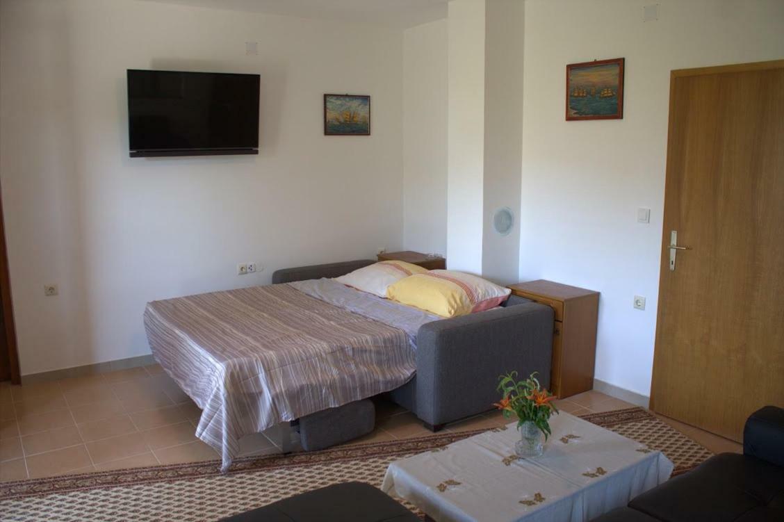 Apartmani Peko Pag Town Eksteriør bilde